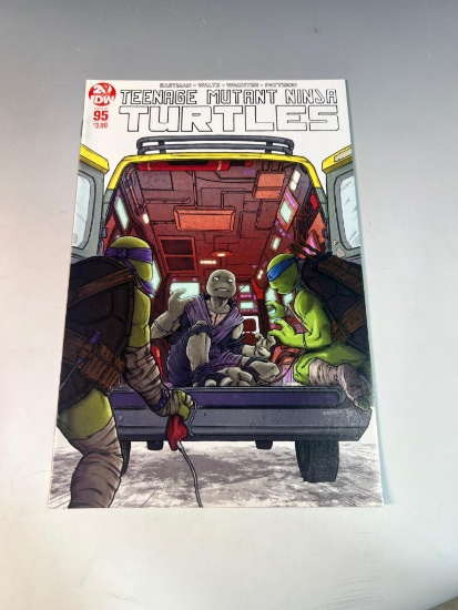 Teenage Mutant Ninja Turtles # 95   IDW Publishing First Jennika as a Turtle