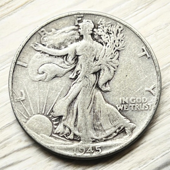 1945 US Walking Liberty Half Dollar, 90% Silver