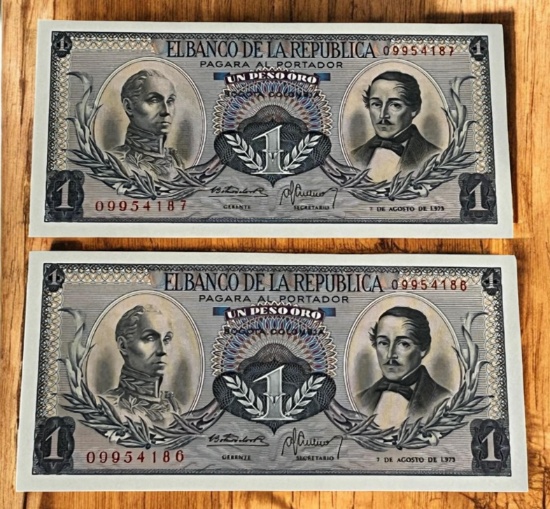 2- 1973 Columbia 1 Peso Banknotes, UNC w/ sequential serial numbers