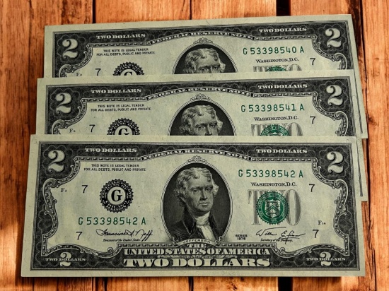3- 1976 $2.00 Notes w/ Sequential serial numbers
