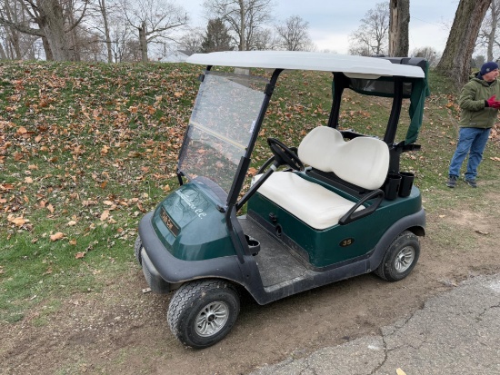 *SEE VIDEO* Club Car Electric Golf Cart, bought in 2018, new batteries in 2022, SN JE1833-895946