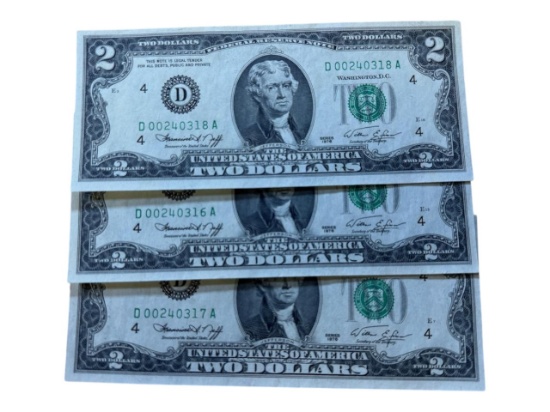 3- 1976 $2.00 Notes w/ Sequential serial numbers