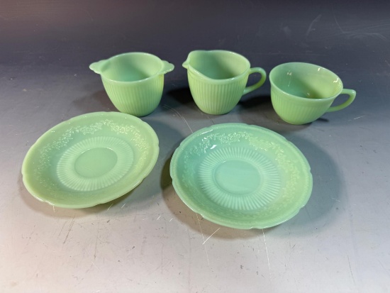 5- Pieces of Fireking Jadeite Glassware, all chip free, one plate is scratched
