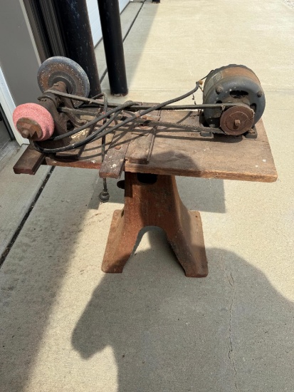 Shop Built Grinding Machine w/ industrial legs