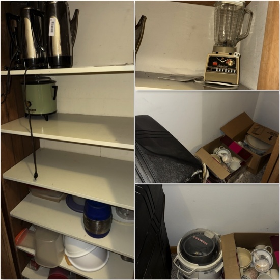 Closet clean out- Oster Osterizer Blender, Crock pot and more, see all pics