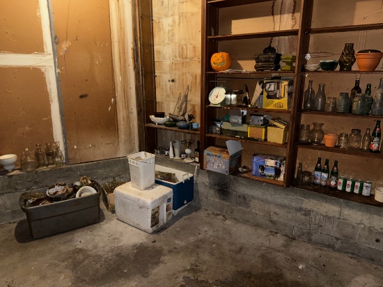 Huge Garage Cleanout, misc housewares, glassware and more, LARGE LOT