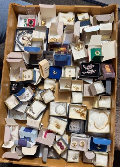 Jewelry lot - mostly Avon