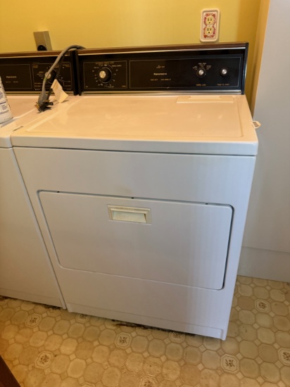Kenmore Heavy Duty Electric Dryer, works