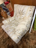 Arm chair