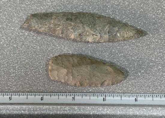 Arrowheads and Artifacts Paleo 2 points in lot MO largest measures 4"