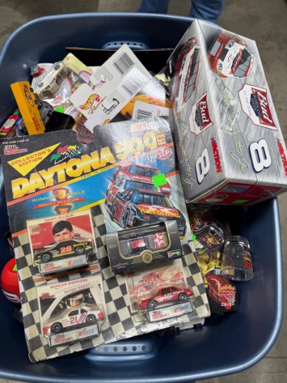 Nascar Die Cast + other Nascar Collectibles - large lot in tub