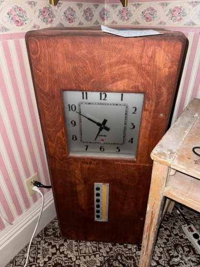 Clock Principal's Office Standard Pearl St. School Marion w/ intercom buttons