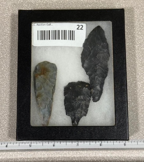 Arrowheads and Artifacts - Drills 3 in frame Franklin Co Oh Largest 3 1/4"