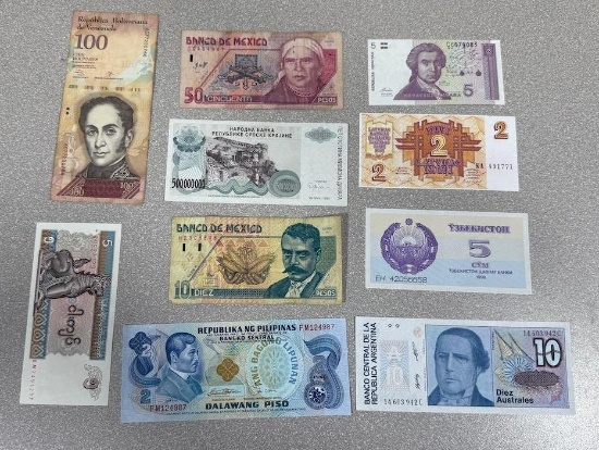 World Notes 10 in lot sells times the money