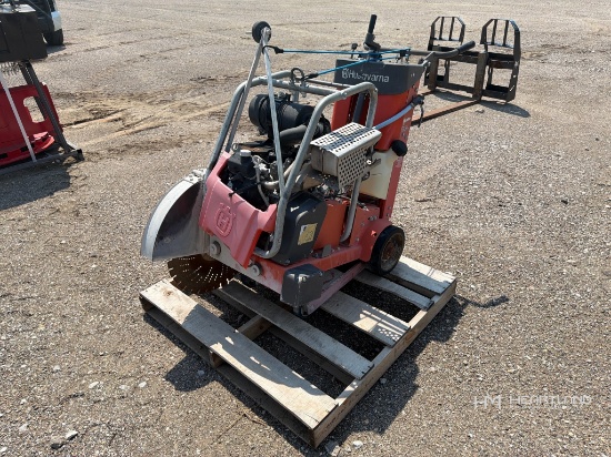 HUSQVARNA FS524 Walk Behind Concrete Saw