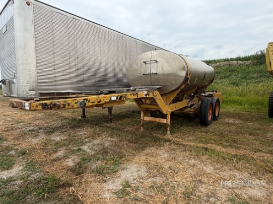 Pull Type Tank Trailer 2000 Gallon