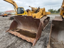 Inoperable Caterpillar 963 Crawler Loader