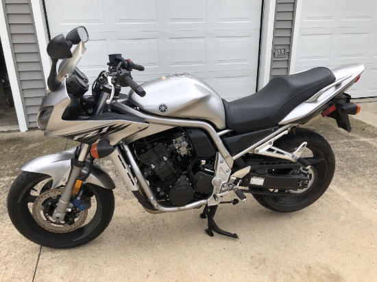 2005 YAMAHA FZS10