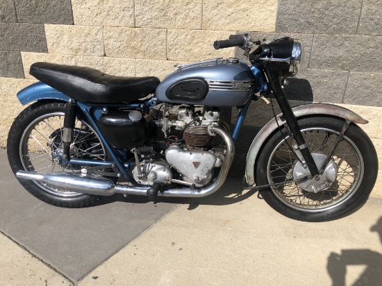1954 TRIUMPH T110