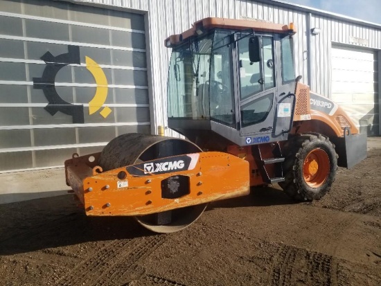 2017 XCMG CV83PD Smooth Drum Compactor