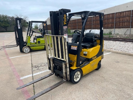 Yale GLCC030 Solid Tire Forklift