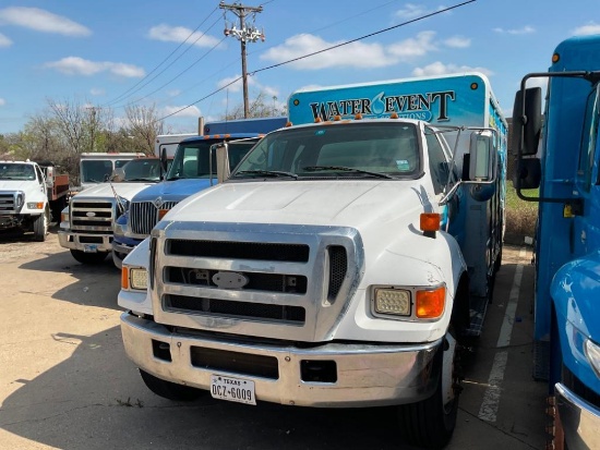 2007 Ford F750 Delivery Truck