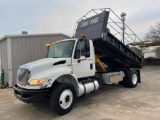 2011 International 4400 SBA 4x2 Dump Truck