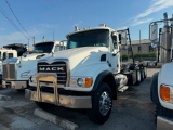 2007 MACK CU 712 Roll Off Dump Truck