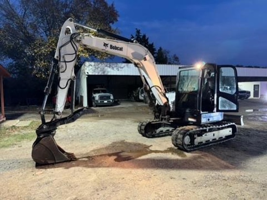2016 Bobcat E85 Midsize Crawler Excavator