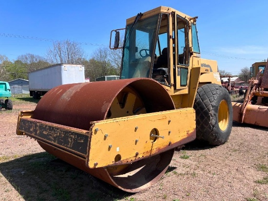 1993 CAT CS-563 Smooth Drum Roller