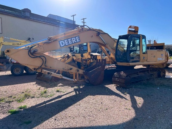 John Deere 230C LC Excavator