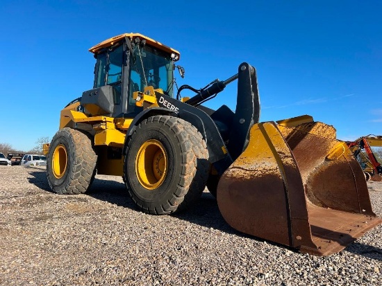 2021 John Deere 524P Wheel Loader