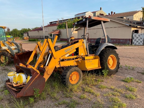 CASE 570LXT Series 2 Skip Loader 2WD