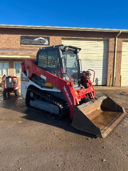 2017 Takeuchi TL10V-2 High Flow Skid Steer