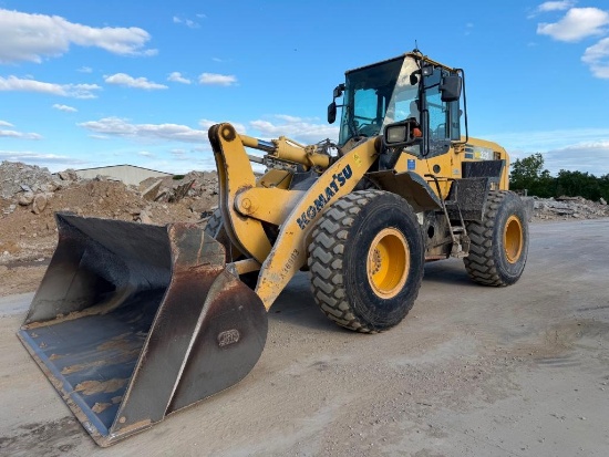 2013 Komatsu WA320-7Wheel Loader