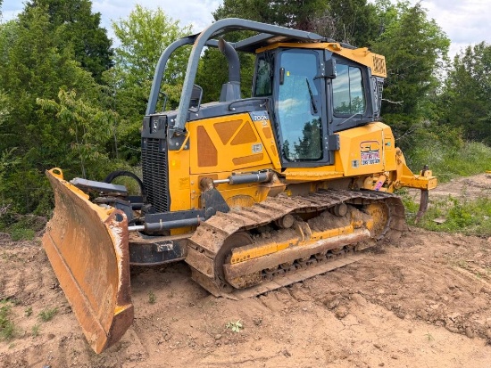 2016 John Deere 700K XLT Dozer w/ 6 Way Blade & Multi Shank Ripper