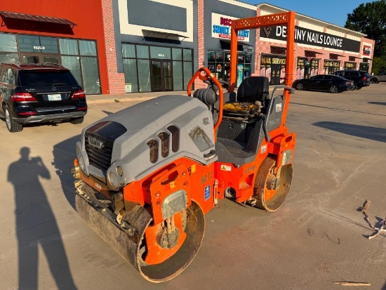 2014 HAMM HD12VV 47in Smooth Drum Double Roller