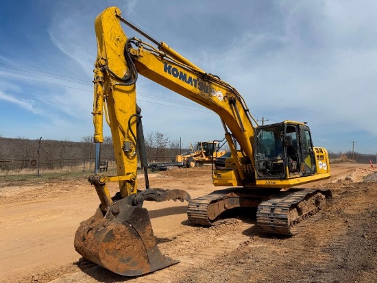 2019 Komatsu PC210-11 Excavator