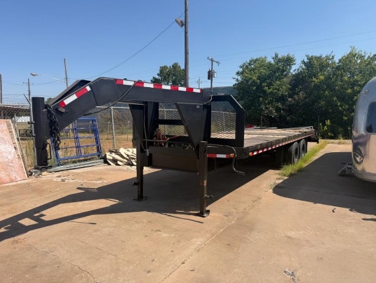 2012 Gooseneck MFG Trailer w/ Dovetail 25 +5