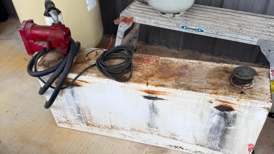 30 Gal Steel Tank w/ Pump