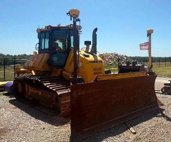 2020 Komatsu D61PX-24 Dozer (Runs Issue With Blade Not Moving)