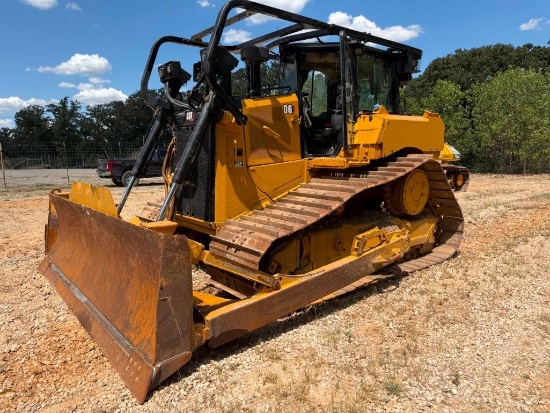 2021 CAT D6 LGP Dozer w/6 Way Blade