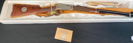 Winchester Model 9422XTR .22 S-L LR