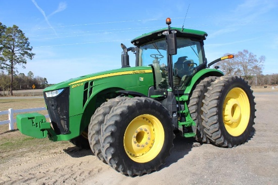 2017 John Deere 8370R MFWD tractor