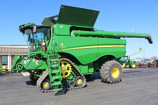 2021 John Deere S790 4wd combine