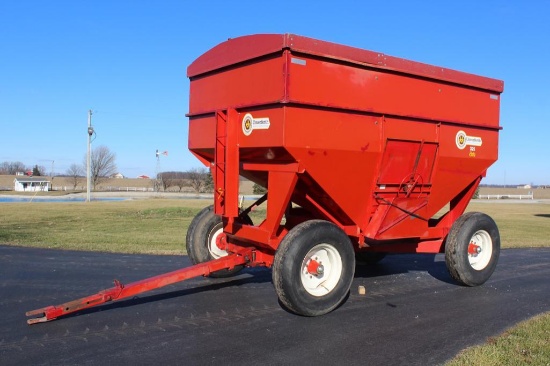 Unverferth 325 gravity wagon