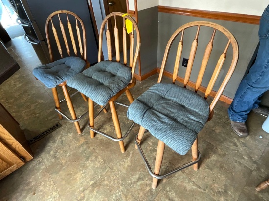 3 Bar Stools