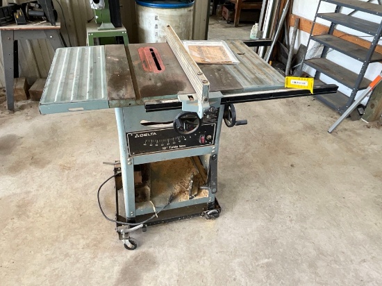 Delta 10in. table saw