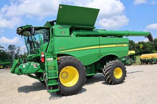 2022 John Deere S770 combine