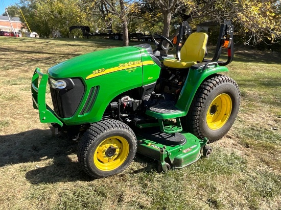 2008 John Deere 3520 MFWD compact tractor